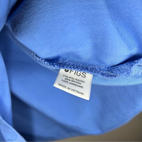 FIGS blue V neck front pockets short sleeve unisex scrub top size XL - Picture 9 of 9